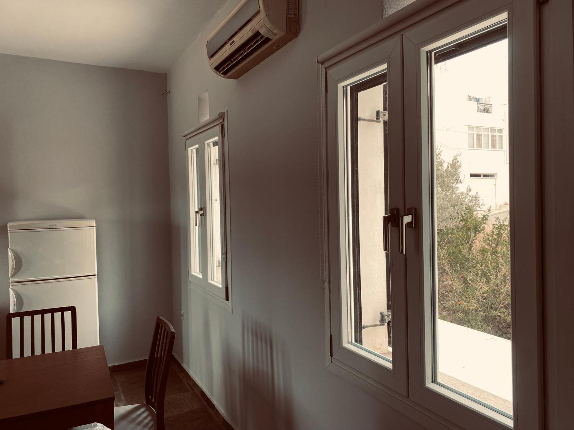 4 Person House In Heart Of Island Vakantiehuis Tínos